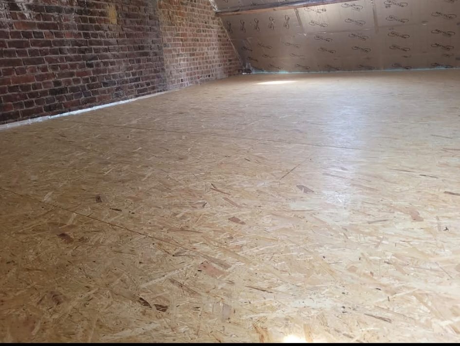Isolatie & zolderafwerking realisatie 4 — Renibo Bouw