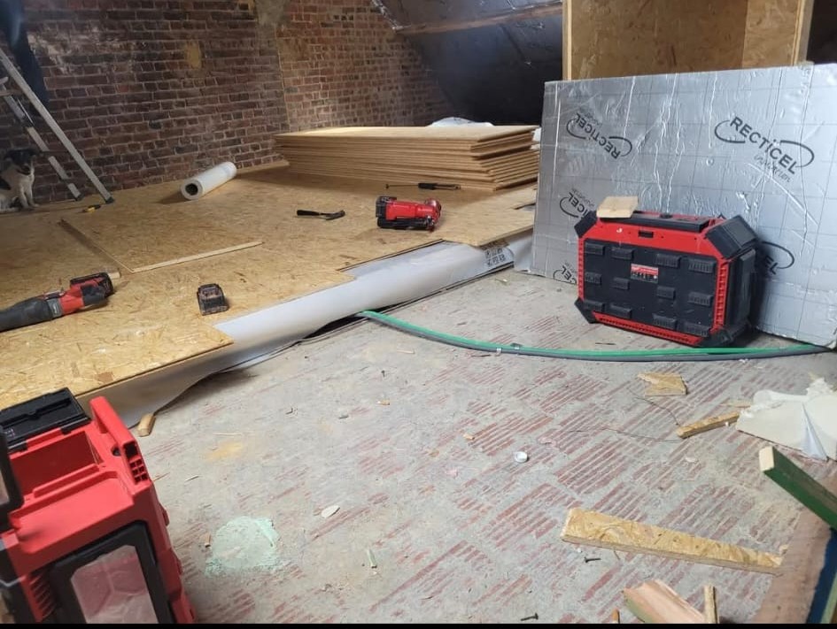 Isolatie & zolderafwerking realisatie 8 — Renibo Bouw